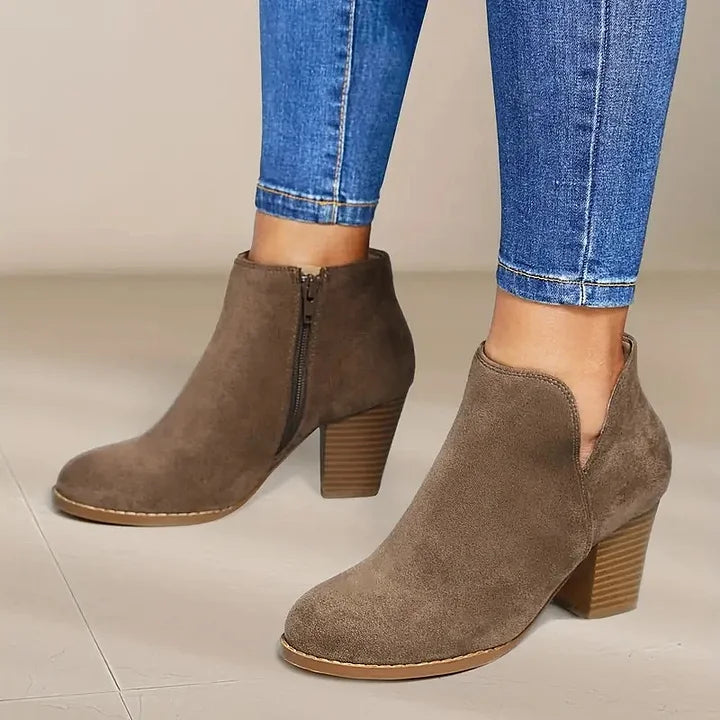 Victoria – Stylish Ankle Boots