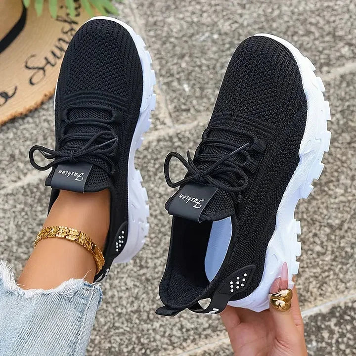 Nora - Supportive Everyday Sneakers