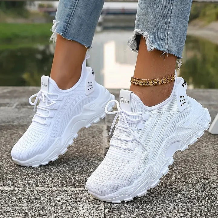Nora - Supportive Everyday Sneakers