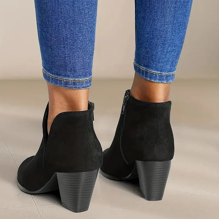 Victoria – Stylish Ankle Boots