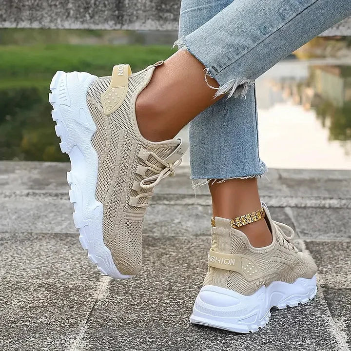 Nora - Supportive Everyday Sneakers