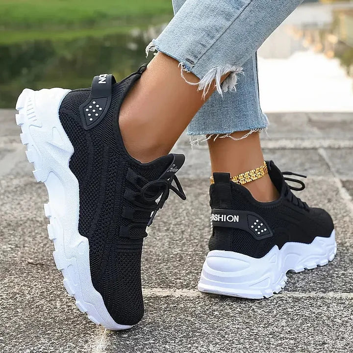 Nora - Supportive Everyday Sneakers