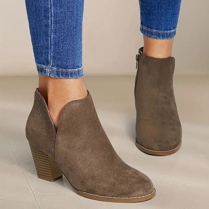 Victoria – Stylish Ankle Boots
