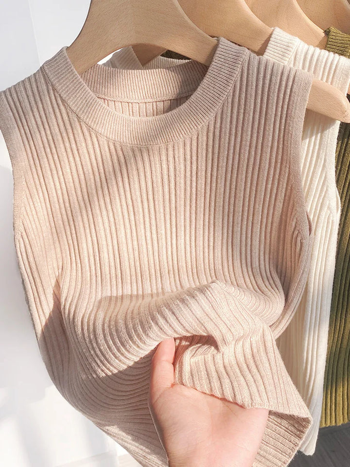 Daphne™ – Ribbed Knit Sleeveless O-Neck Tank Top