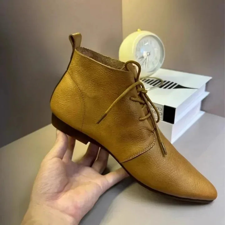 Monroe - Chic Lace-Up Boots
