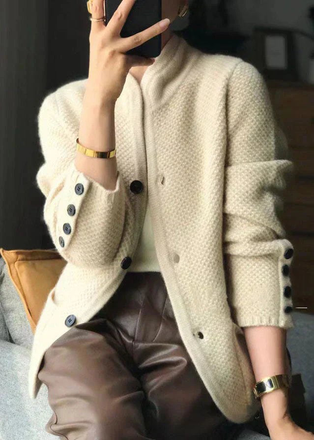 Cassandra - Cozy Knitted Jacket