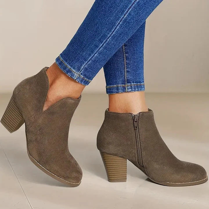 Victoria – Stylish Ankle Boots