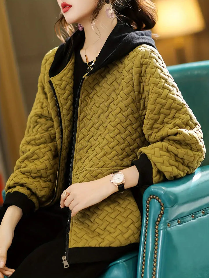Camille – Chic Quilted Hoodie