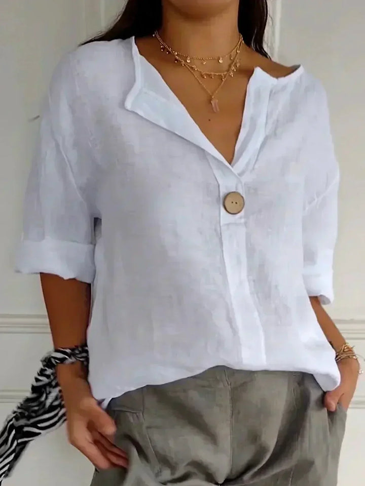 Naomi – Chic V-Neck Blouse
