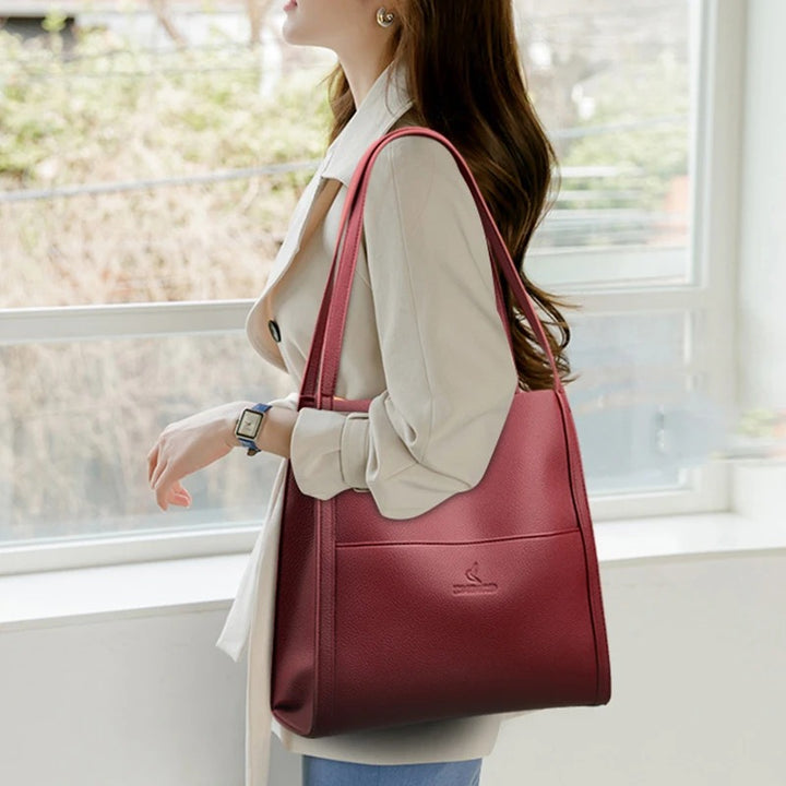 Tia - Elegant Tote Bag
