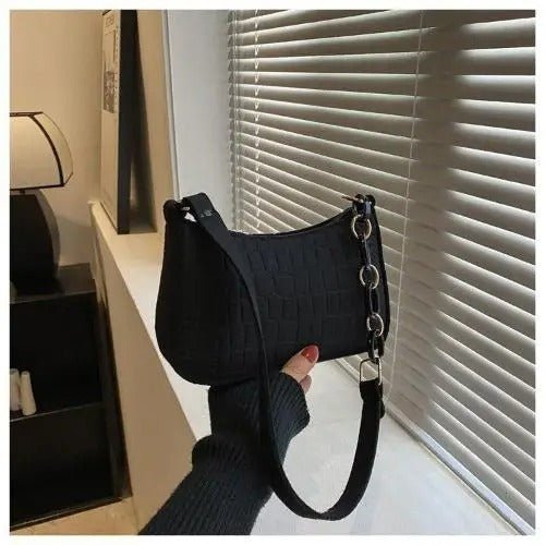 Alexis – Stylish Ladies Shoulder Bag